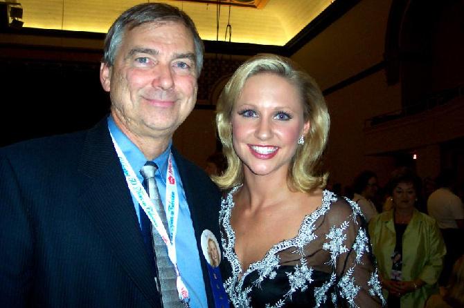 Linda Kurtz, Miss Delaware 2004 at Miss America